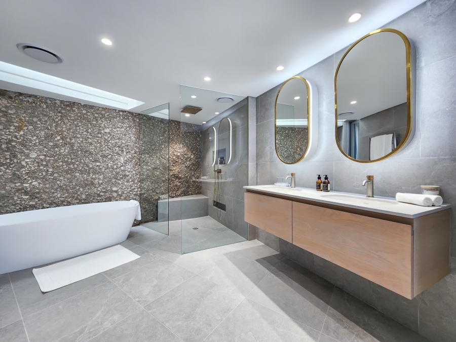 3 Bedroom Property for Sale in Llandudno Western Cape